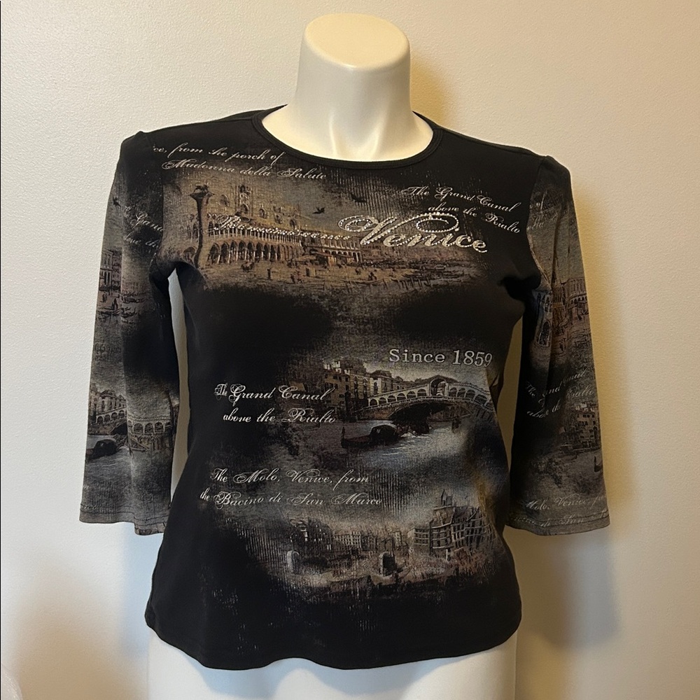 Christopher & Banks Y2K Venice Graphic Shirt Size Medium